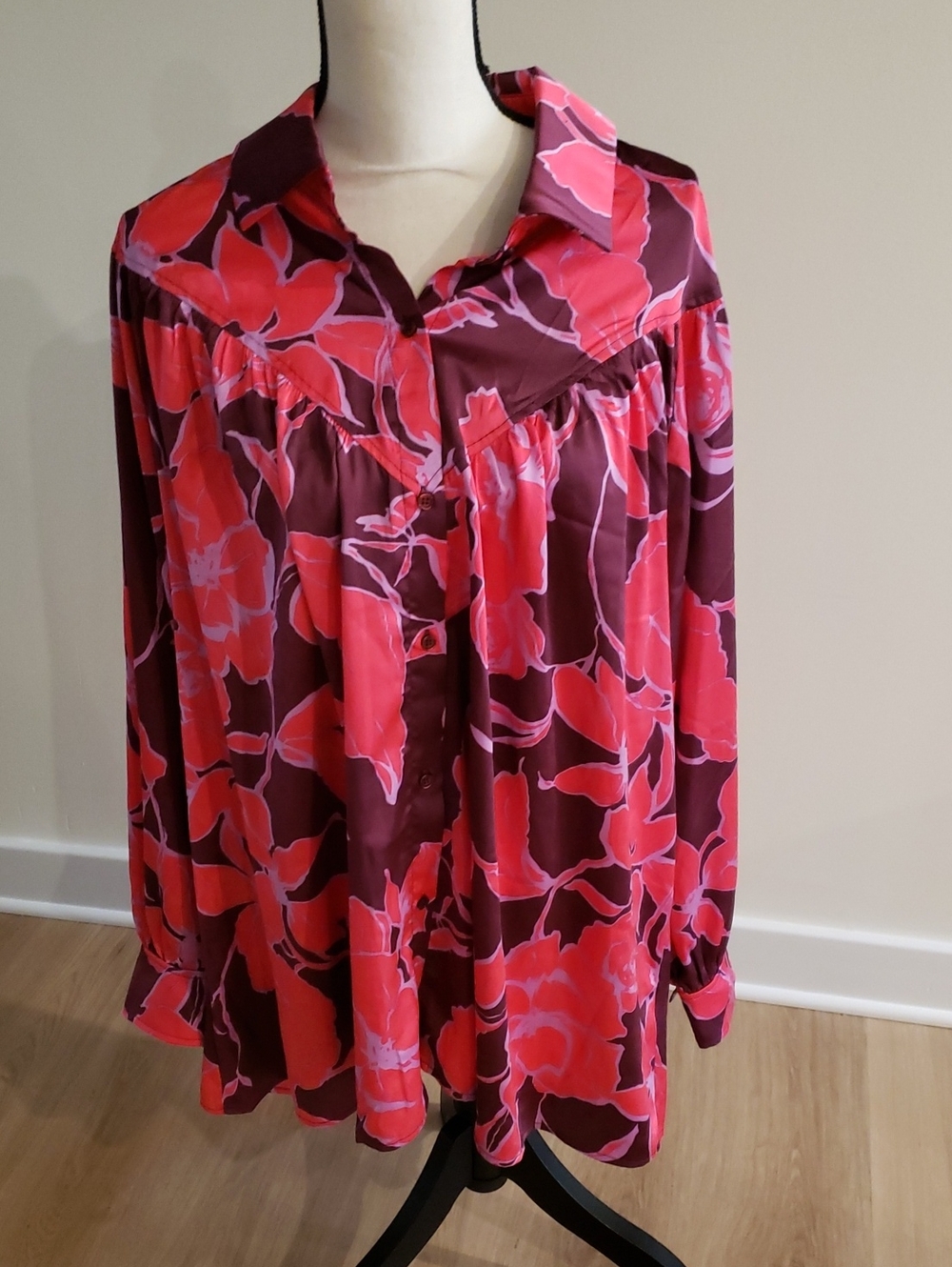 Venus Flowy Button-Front Blouse - Deep Pink, Lavender & Burgundy